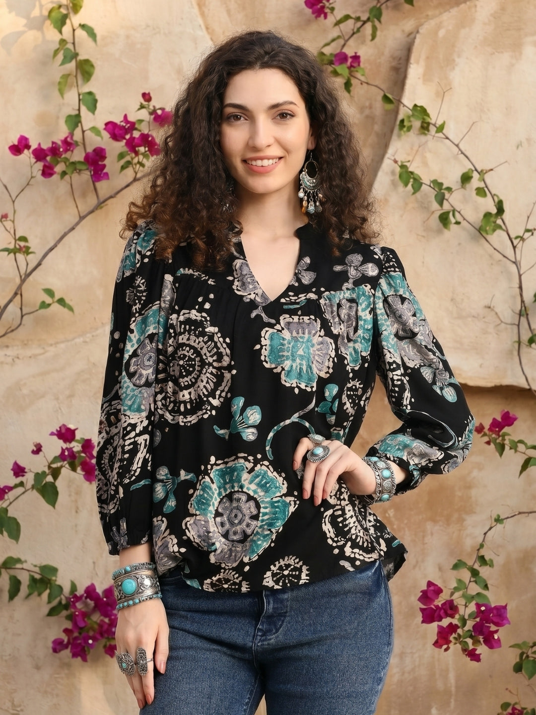 Noemi black foil bloom top