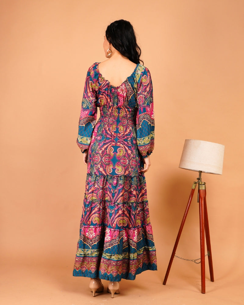 Effortless elegance with paisley glow maxi dress