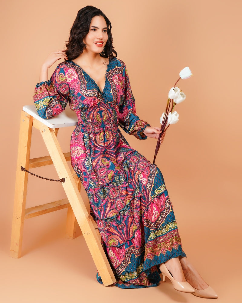 Effortless elegance with paisley glow maxi dress