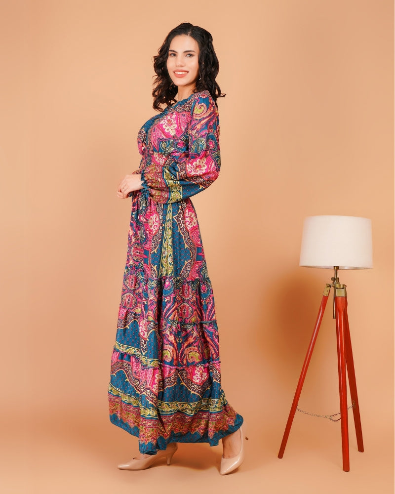 Effortless elegance with paisley glow maxi dress