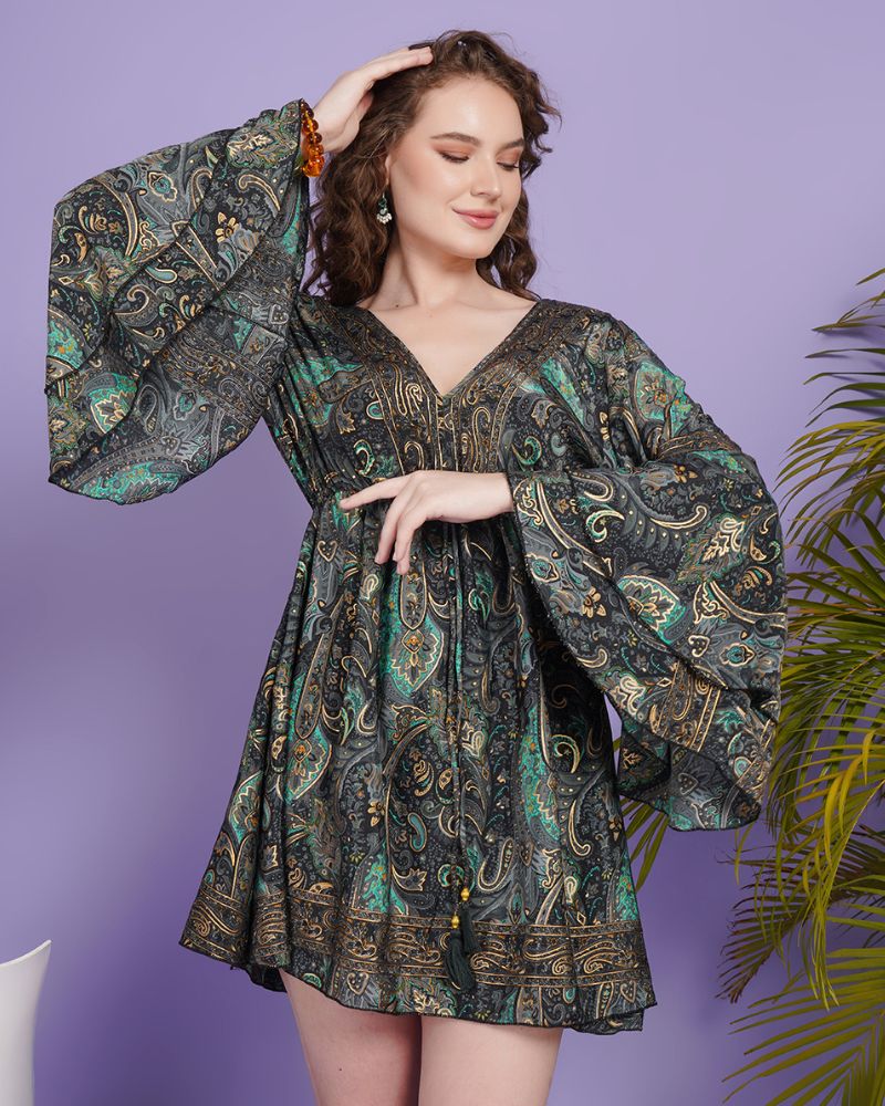 Emerald paisley pulse short dress