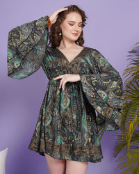 Emerald paisley pulse short dress