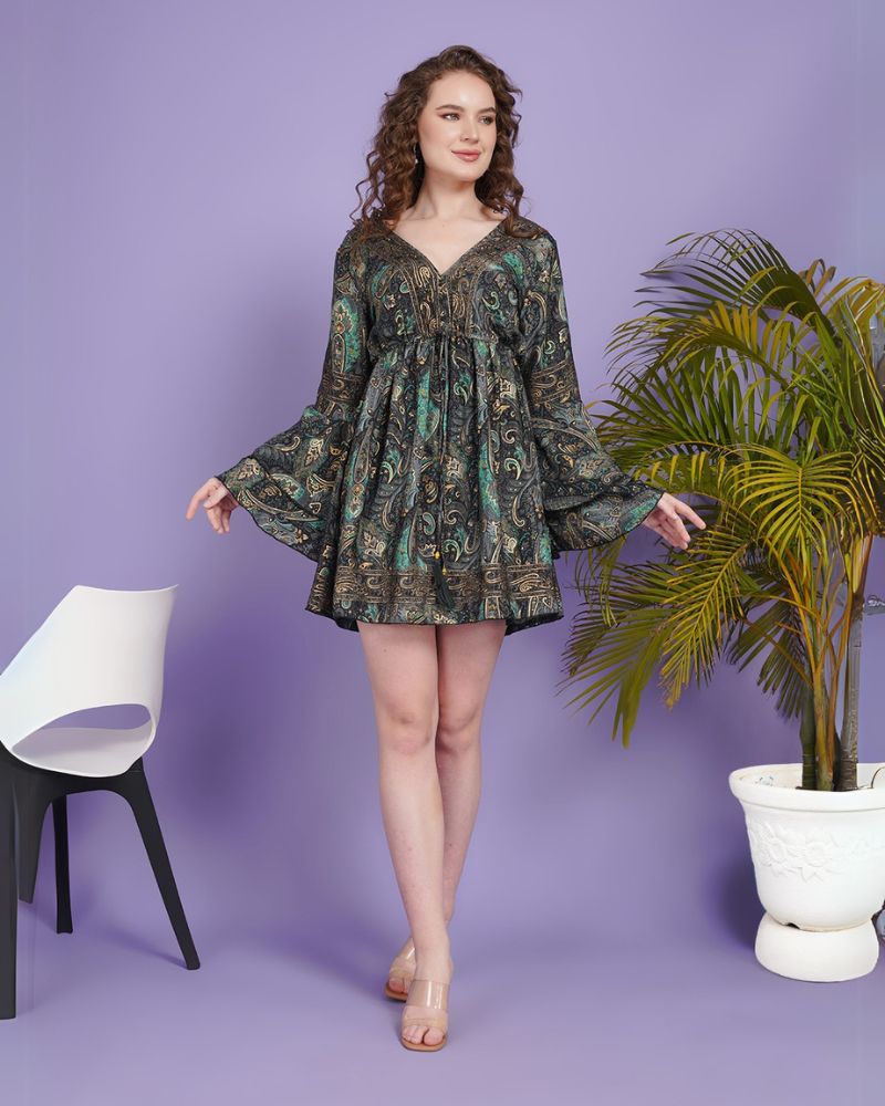 Emerald paisley pulse short dress