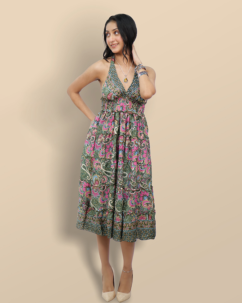 Enchanting meadow paisley backless dress